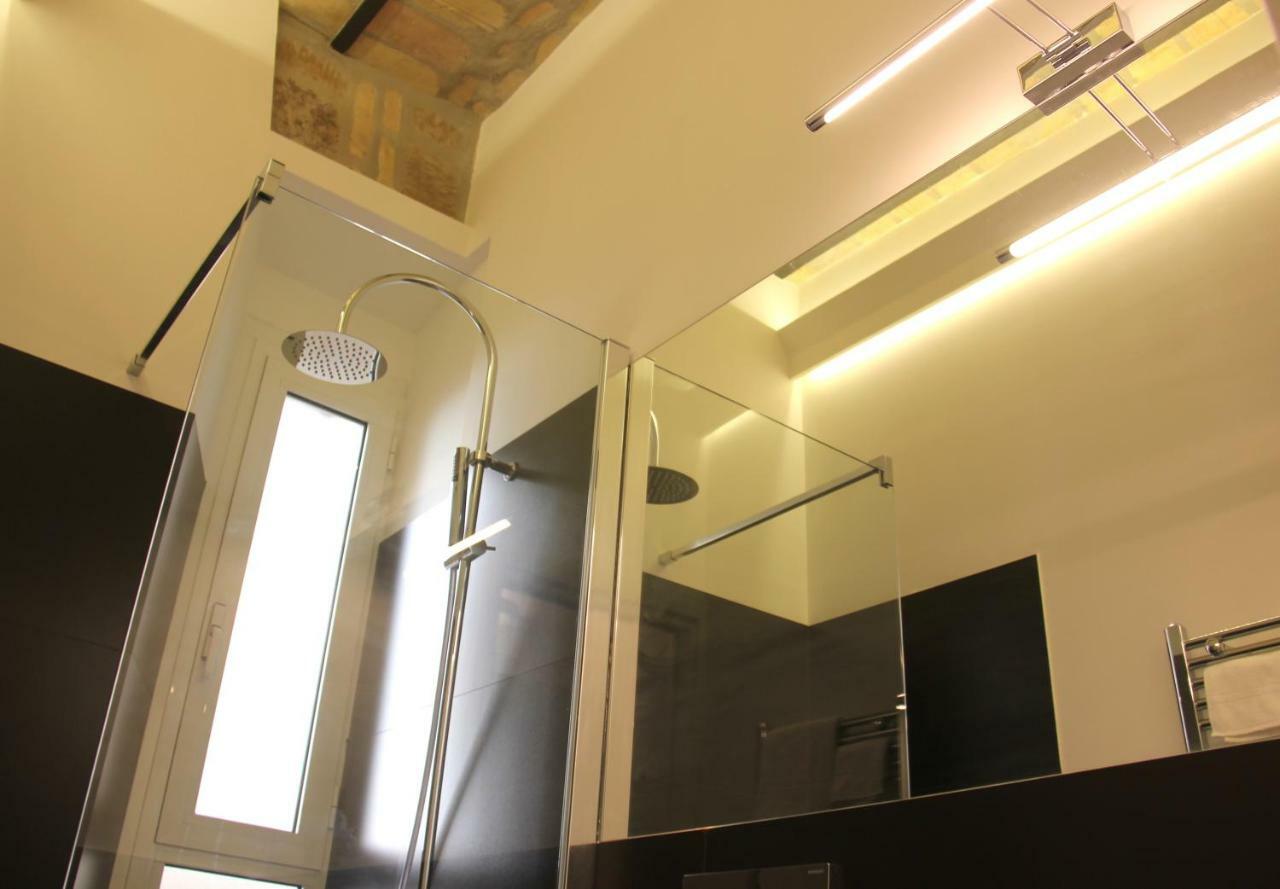 Luxury Near Colosseum 2* Rom