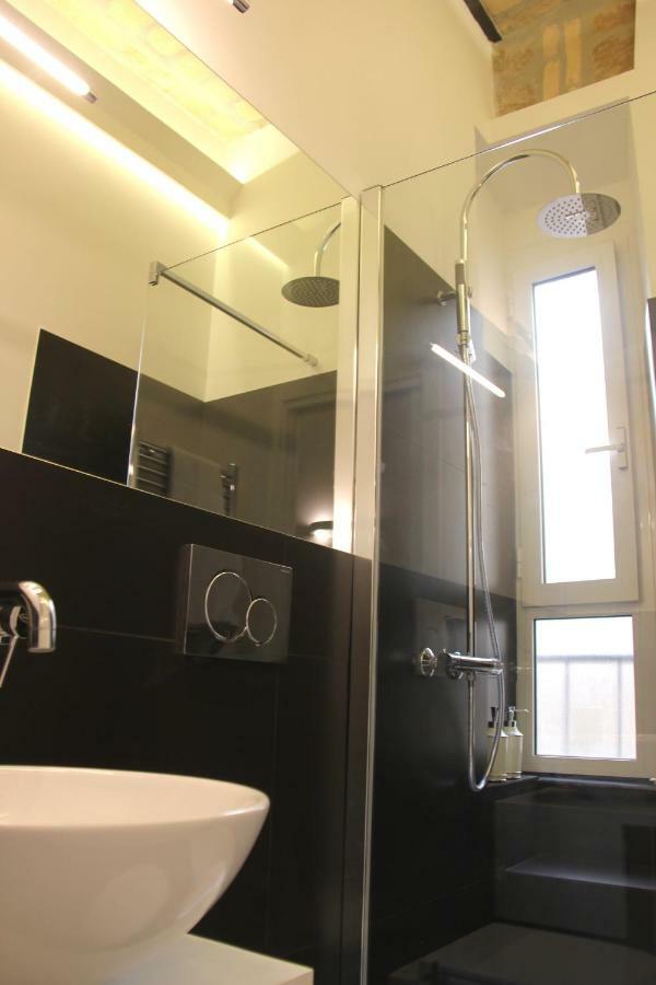 Luxury Near Colosseum 2* Rom